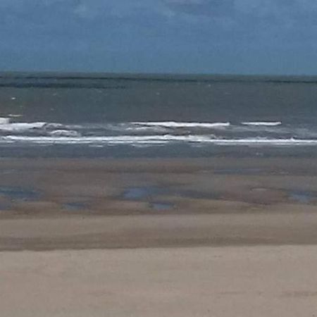 Luxueuze stacaravan in Bredene met eigen terras en tuintje  Buitenkant foto